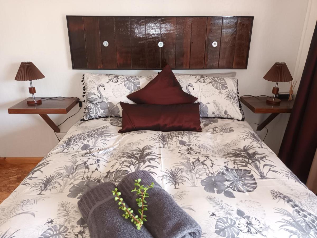 Chameleon Lodge โคลเชสเตอร์ ภายนอก รูปภาพ